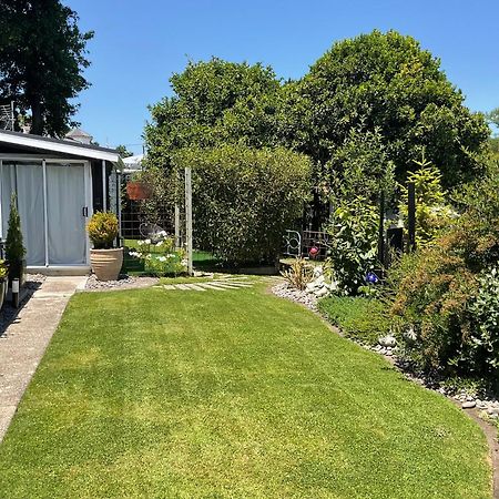 Orange Tree Cottage - Garden Hideaway Whanganui Extérieur photo