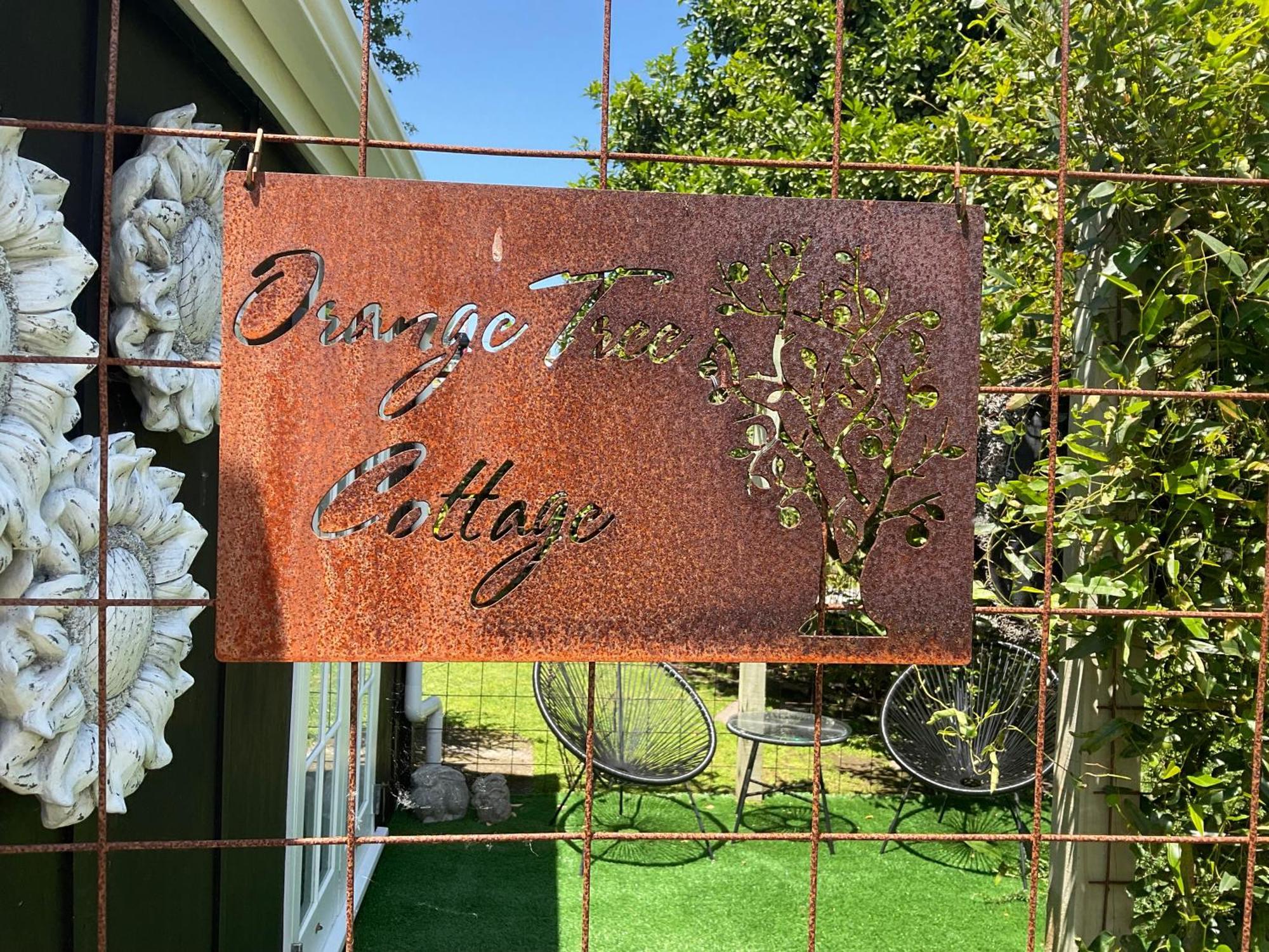 Orange Tree Cottage - Garden Hideaway Whanganui Extérieur photo