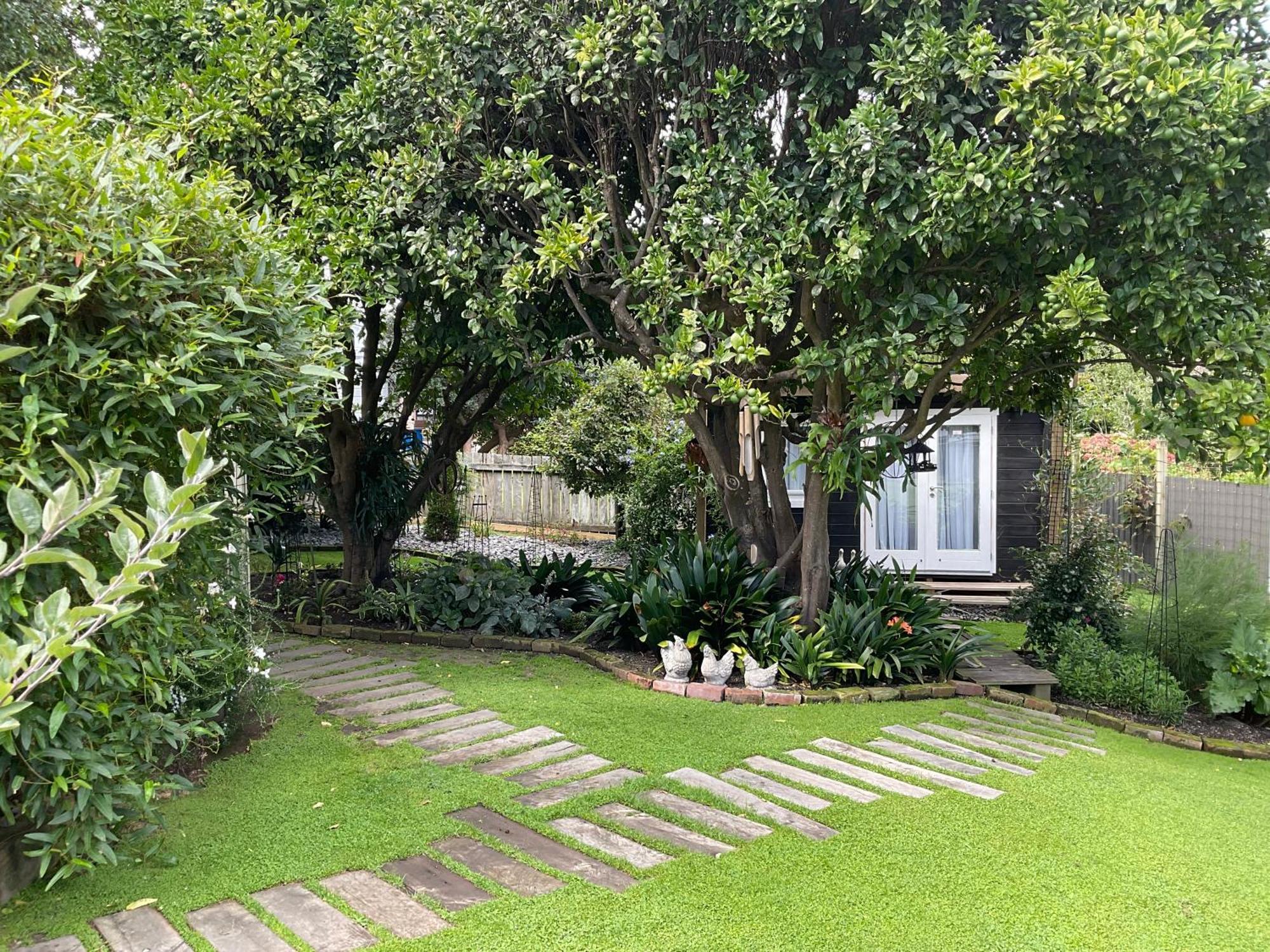 Orange Tree Cottage - Garden Hideaway Whanganui Extérieur photo